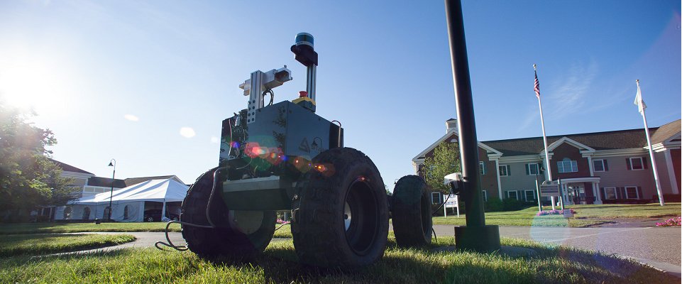 Developing the Robotics Industry: Columbia Tech Attends the 2016 AUVSI Trade Show